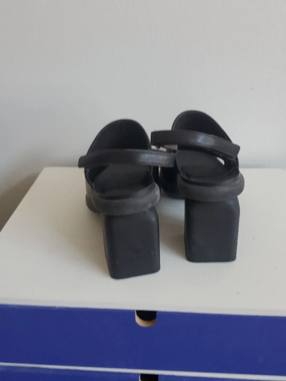 Black Camper Leather Open-Toe Block Heel Slingback Women’s Sandals - Picture 3 of 4